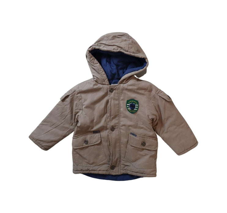 A Beige Puffer/Quilted Jackets from La Compagnie des Petits in size 18-24M for boy. (Front View)