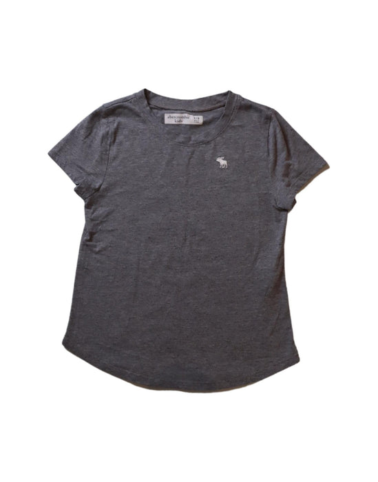 A Grey Short Sleeve T Shirts from Abercrombie & Fitch in size 5T for girl. (Front View)