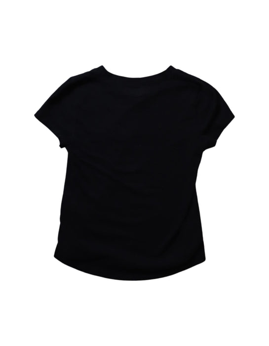 A Black Short Sleeve T Shirts from Abercrombie & Fitch in size 5T for girl. (Back View)