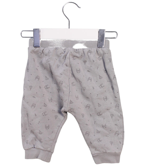 A Grey Sweatpants from Vertbaudet in size 3-6M for boy. (Back View)