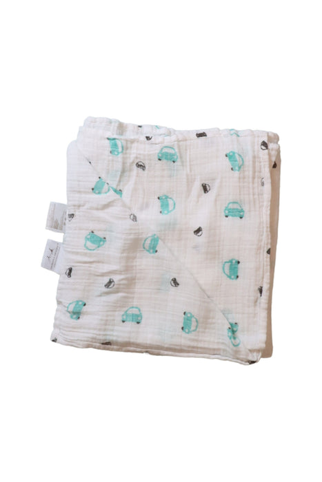 A White Swaddles from Aden & Anais in size O/S for neutral. (Back View)