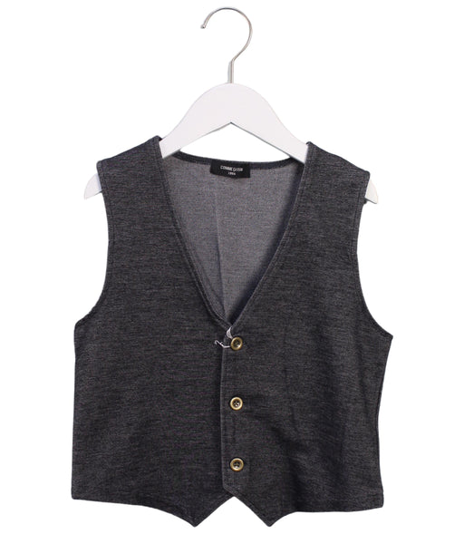 A Black Vests from Comme Ca Ism in size 5T for boy. (Front View)