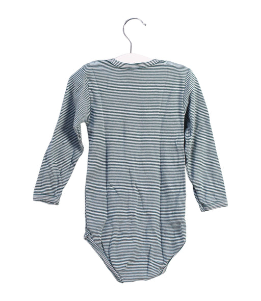 A White Long Sleeve Bodysuits from Petit Bateau in size 3T for boy. (Back View)