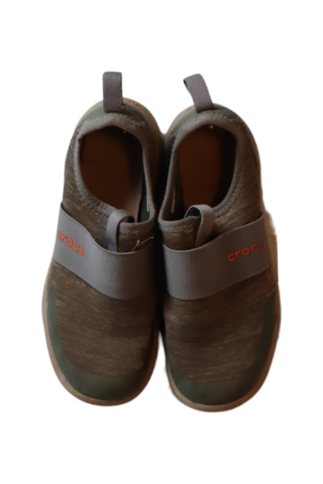 A Grey Slip Ons from Crocs in size 7Y for boy. (Back View)