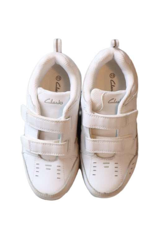 A White Sneakers from Clarks in size 5T for boy. (Front View)