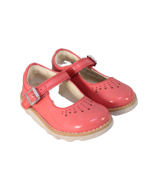 A Pink Flats from Clarks in size 12-18M for girl. (Front View)