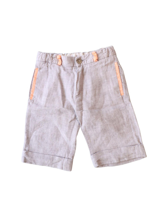 A Grey Shorts from Gusella in size 4T for boy. (Front View)