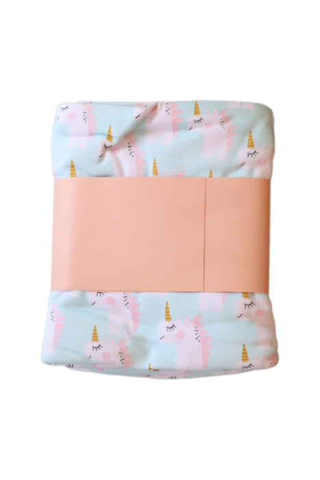 A Blue Blankets from Cotton Pigs in size O/S for girl. (Back View)