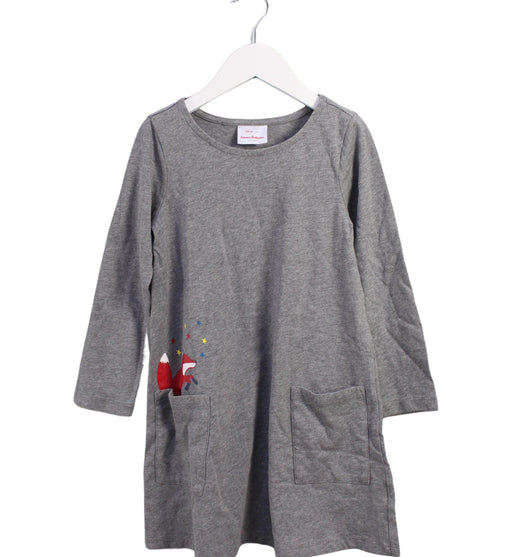 A Grey Long Sleeve Dresses from Hanna Andersson in size 5T for girl. (Front View)