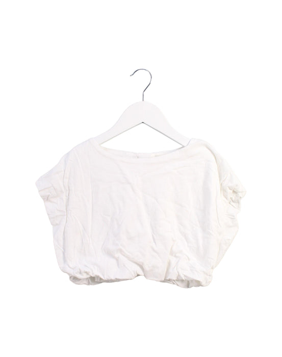 A White Short Sleeve Tops from Seed in size 6T for girl. (Front View)