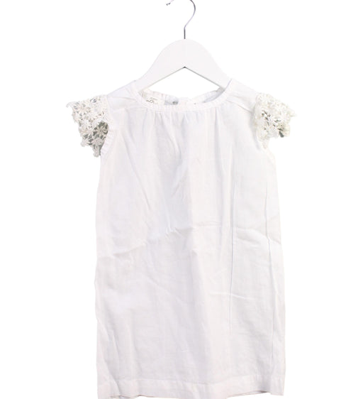 A White Short Sleeve Dresses from Siseo Olive in size 4T for girl. (Front View)