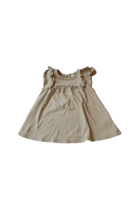 A Green Sleeveless Tops from Quincy Mae in size 6-12M for girl. (Front View)