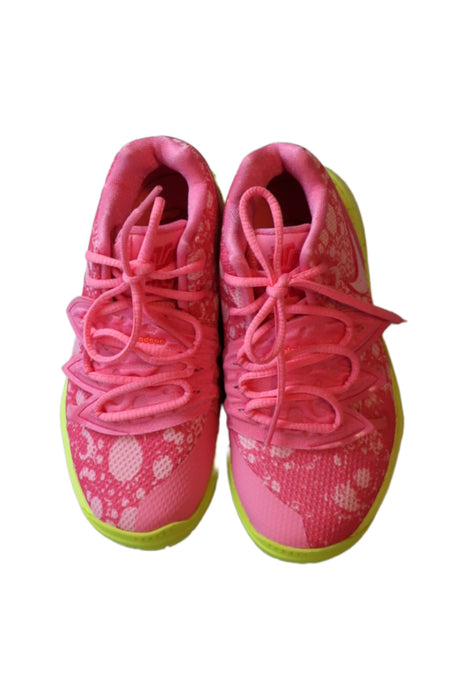 A Pink Sneakers from Nike in size 5T for boy. (Back View)