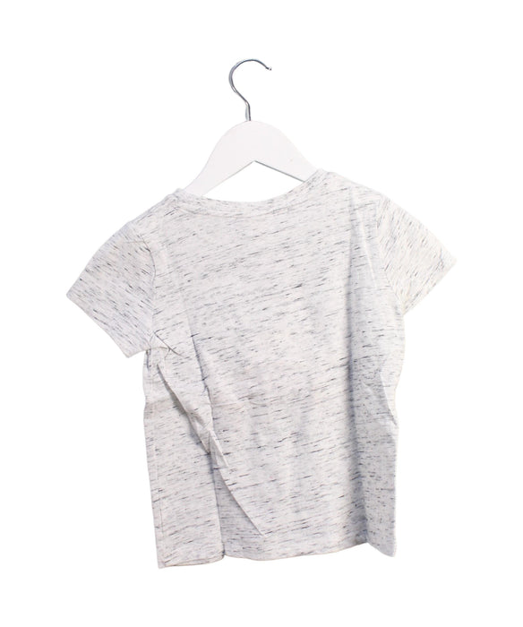 A Grey Short Sleeve T Shirts from Seed in size 4T for boy. (Back View)