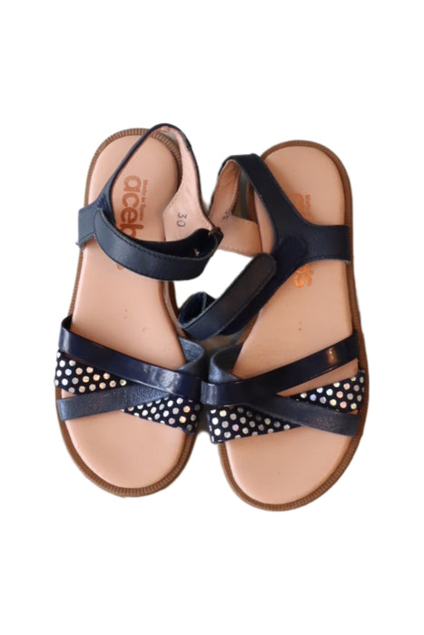 A Navy Sandals from Acebos in size 6T for girl. (Back View)