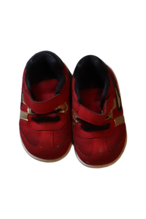 A Red Sneakers from Dr. Kong in size 12-18M for boy. (Back View)