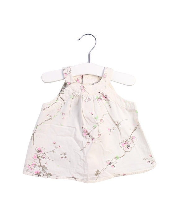 A White Sleeveless Tops from Bonpoint in size 12-18M for girl. (Front View)