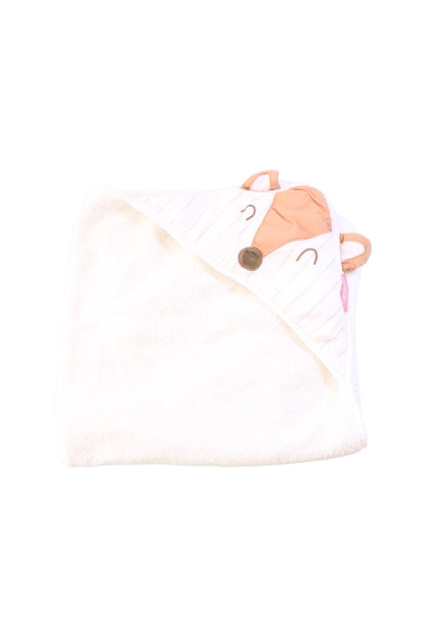 A White Towels from Little Crevette in size O/S for neutral. (Front View)