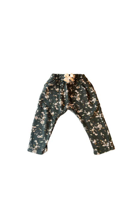 A Green Sweatpants from Petit Bateau in size 2T for girl. (Front View)