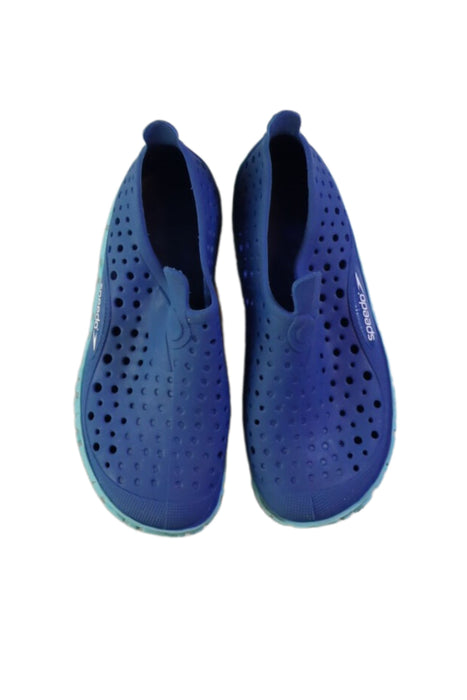 A Blue Aqua Shoes from Speedo in size 5T for boy. (Back View)