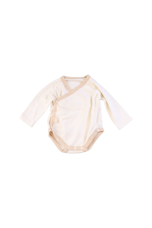 A Ivory Long Sleeve Bodysuits from Natures Purest in size 6-12M for neutral. (Front View)