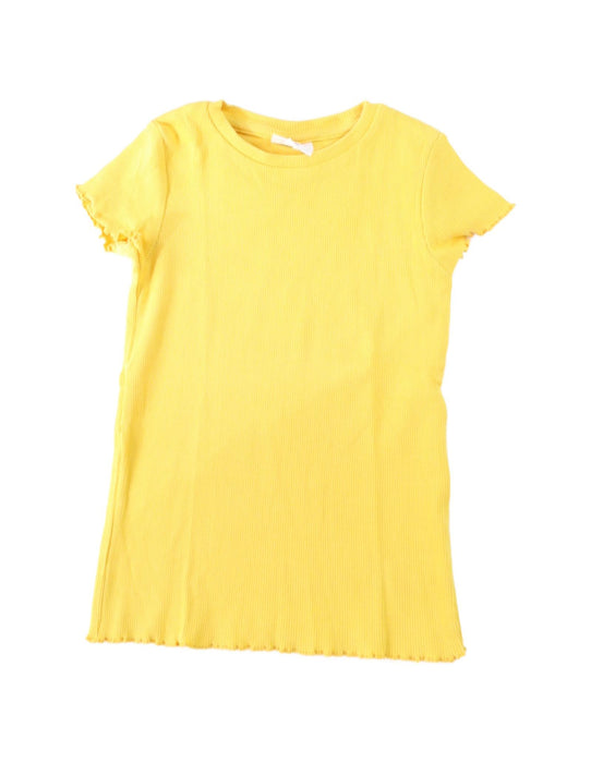 A Yellow Short Sleeve Tops from Seed in size 5T for girl. (Front View)