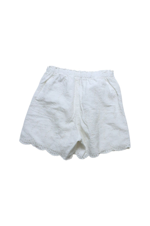 A White Shorts from Organic Mom in size 4T for girl. (Front View)