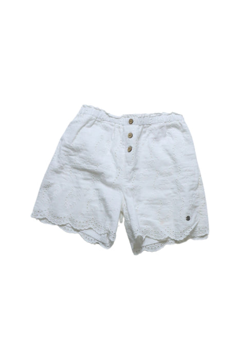 A White Shorts from Organic Mom in size 4T for girl. (Back View)