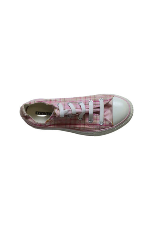 A Pink Sneakers from Converse in size 7Y for girl. (Front View)