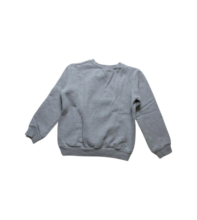 A Grey Crewneck Sweatshirts from Ground Zero Lane Crawford in size 4T for girl. (Back View)