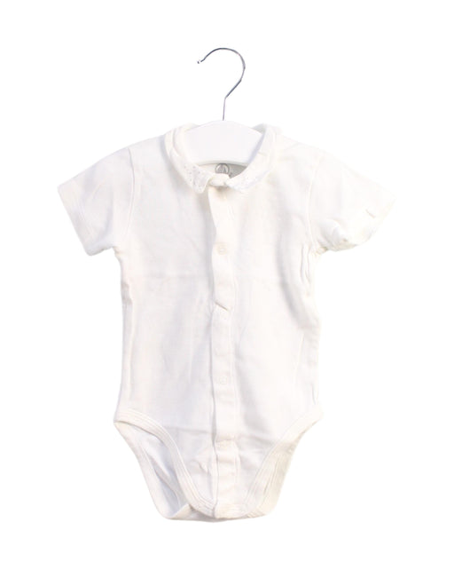 A White Bodysuits from Petit Bateau in size 6-12M for boy. (Front View)