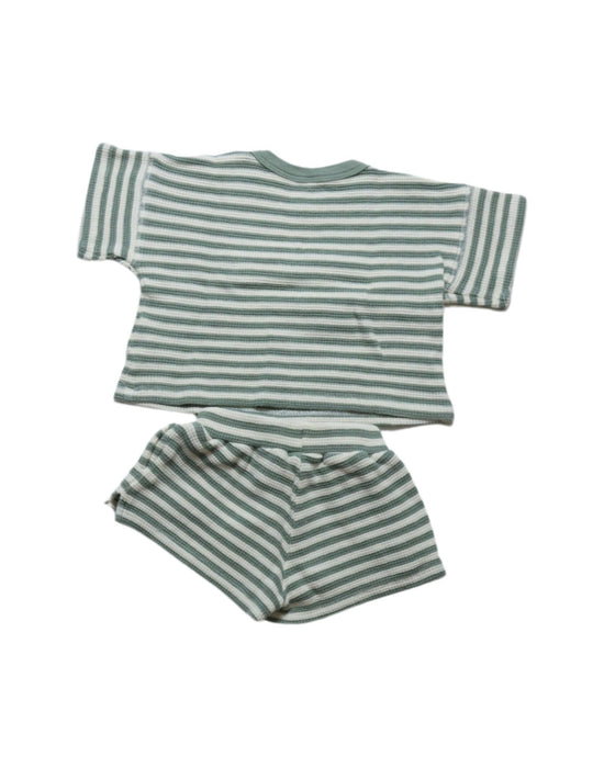 A Green Shorts Sets from Quincy Mae in size 3-6M for girl. (Back View)