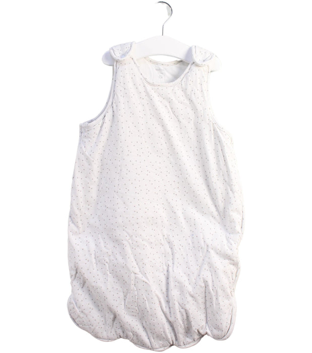 A White Sleepsacs from Bout'Chou in size 3-6M for neutral. (Front View)