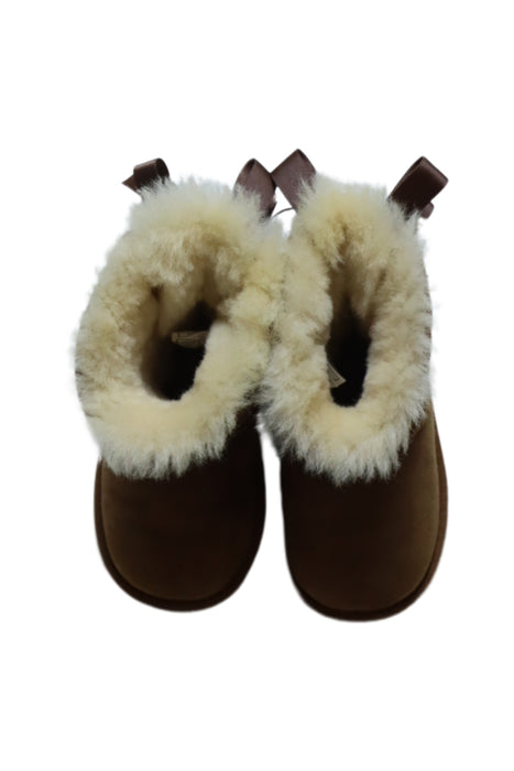 A Brown Winter Boots from UGG in size 18-24M for girl. (Back View)