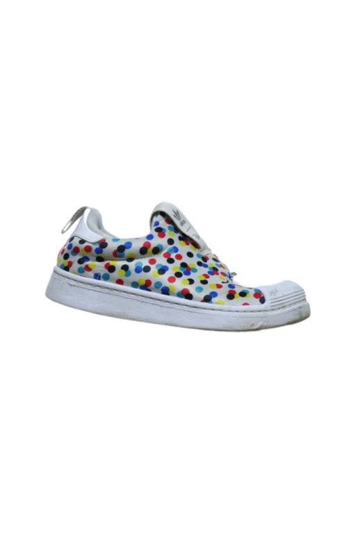 A Multicolour Sneakers from Adidas in size 5T for girl. (Front View)