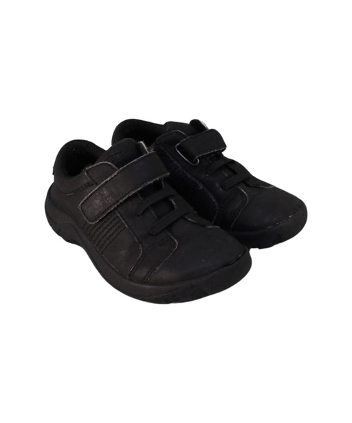 A Black Sneakers from Keen in size 5T for girl. (Front View)