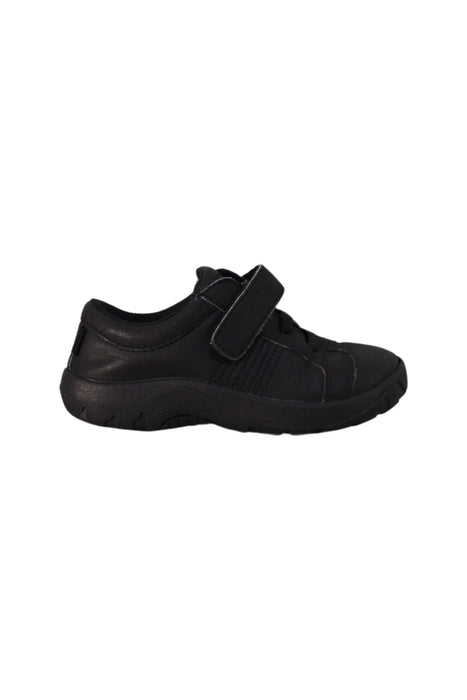 A Black Sneakers from Keen in size 5T for girl. (Back View)