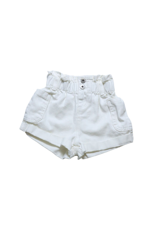 A White Shorts from Seed in size 5T for girl. (Front View)