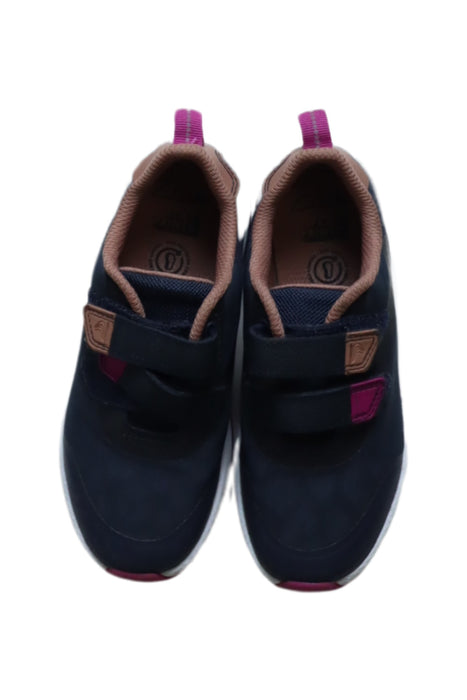 A Black Sneakers from Clarks in size 5T for girl. (Back View)