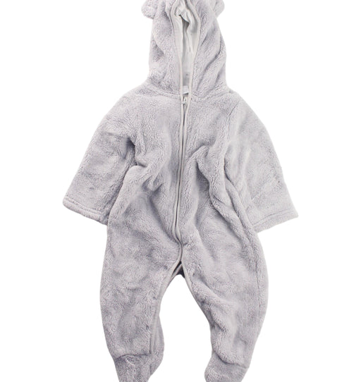 A Grey Onesies from The Little White Company in size 6-12M for neutral. (Front View)