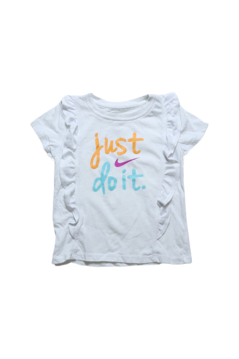 A White Short Sleeve T Shirts from Nike in size 3T for girl. (Front View)