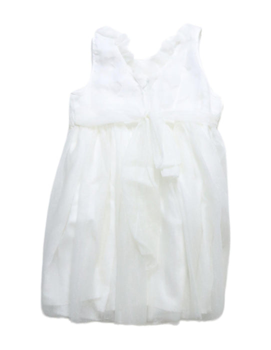 A White Sleeveless Dresses from Chickeeduck in size 5T for girl. (Back View)