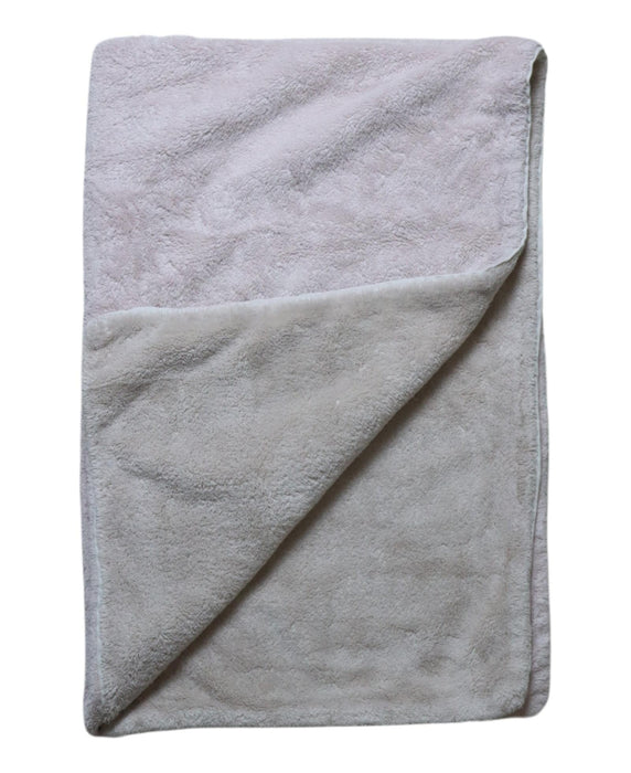 A Grey Blankets from Kaloo in size O/S for neutral. (Back View)