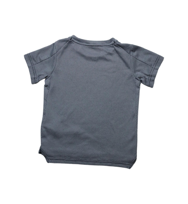 A Grey Short Sleeve T Shirts from Nike in size 3T for boy. (Back View)