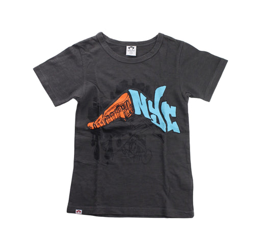 A Grey Short Sleeve T Shirts from Appaman in size 5T for boy. (Front View)