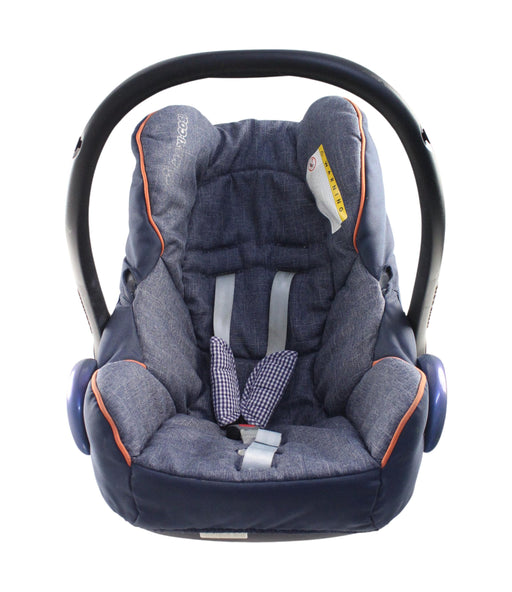 A Navy Car Accessories from Maxi-Cosi in size O/S for neutral. (Front View)