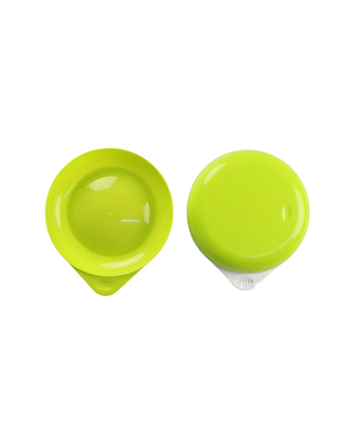 A Green Utensils & Containers from Beaba in size O/S for neutral. (Front View)