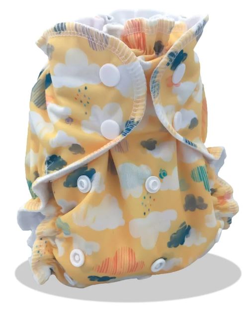 A Yellow Cloth Diapers from Apple Cheeks in size O/S for neutral. (Front View)