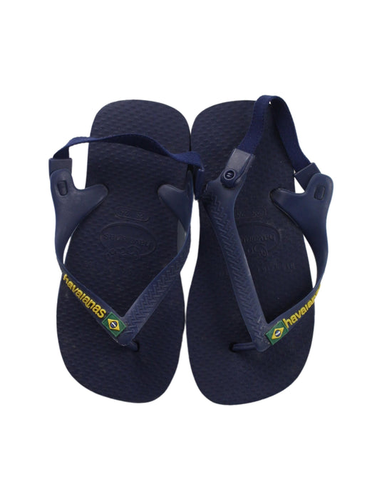 A Blue Flip Flops from Havaianas in size 5T for boy. (Back View)