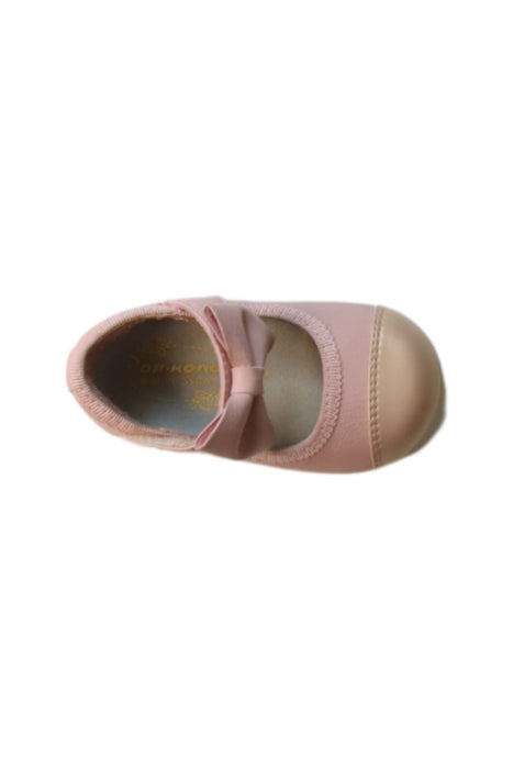 A Pink Flats from Dr. Kong in size 12-18M for girl. (Front View)